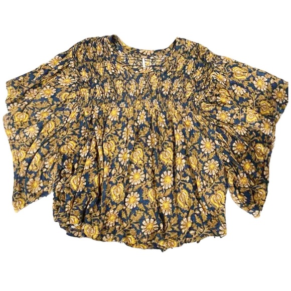 Free People Ruffled Up Top Linen Blend Navy/Gold Floral Smocked Flowy XS NWT - Picture 4 of 6